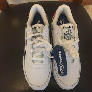 Brand new Reebok classic women’s shoes. Size 5.5